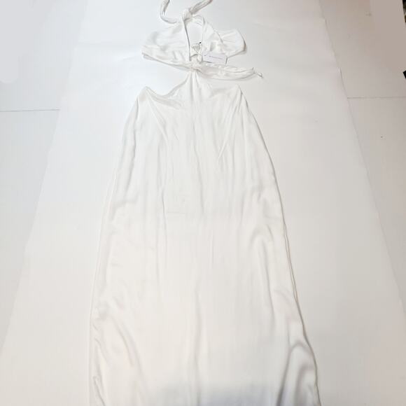 Lovers and Friends Forget Me Knot Maxi Dress in White Medium - Picture 2 of 13